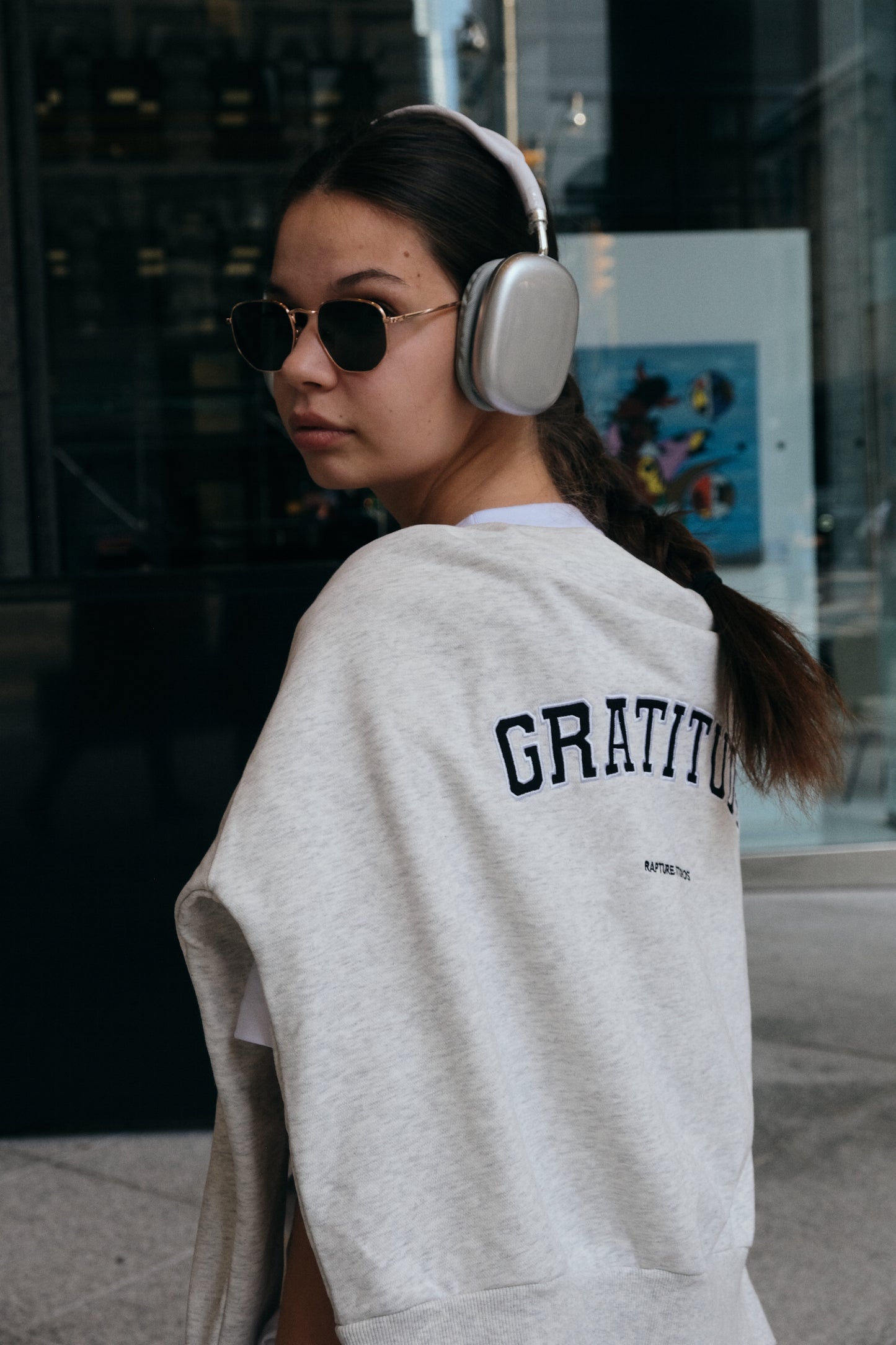 GRATITUDE SWEATSHIRT (LIGHT GREY)